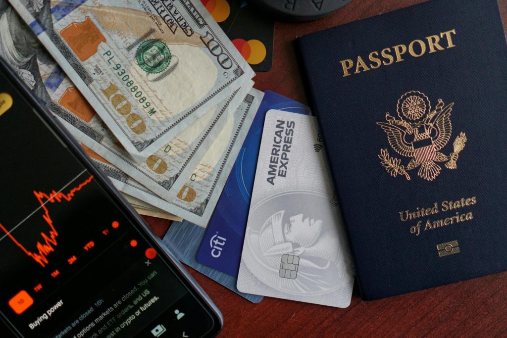 Navigating the Credit Card Landscape: Essential Insights on Barclays, Citi, and Emerging Players like FNBO and Ally Bank - Melhores cartoes de credito dos estados unidos