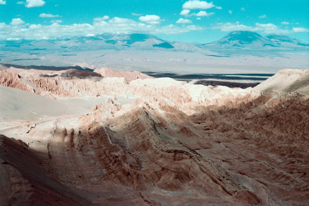 Navigating Chiles Credit Card Landscape: Comparing Benefits from Santander, BCI, Scotiabank, Banco de Chile, and Global66 - Melhores cartões de credito no Chile