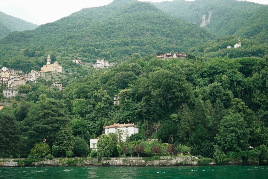 Navigating the Bulgarian Loan Landscape: A Comprehensive Guide to Major Banks and Financial Institutions - Como solicitar empréstimo na Bulgária