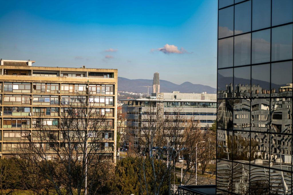 Navigating the Quick Loan Landscape in Croatia: Insights from Privredna Banka Zagreb to Wustenrot - Como solicitar empréstimo rápido na Croácia