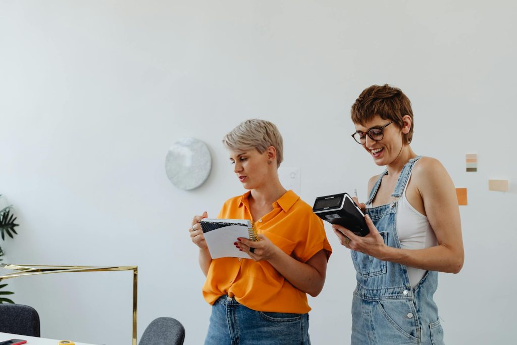 The Future of Work in Moldova: Key Players like Moldtelecom and Orange Moldova - Melhores oportunidades de emprego na Moldávia